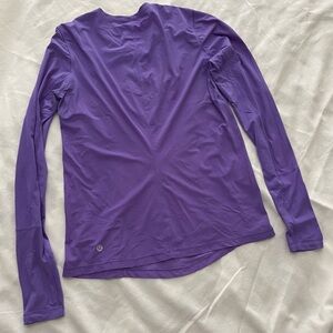 Lululemon Athletica Purple Fitted Long Sleeve Tee
